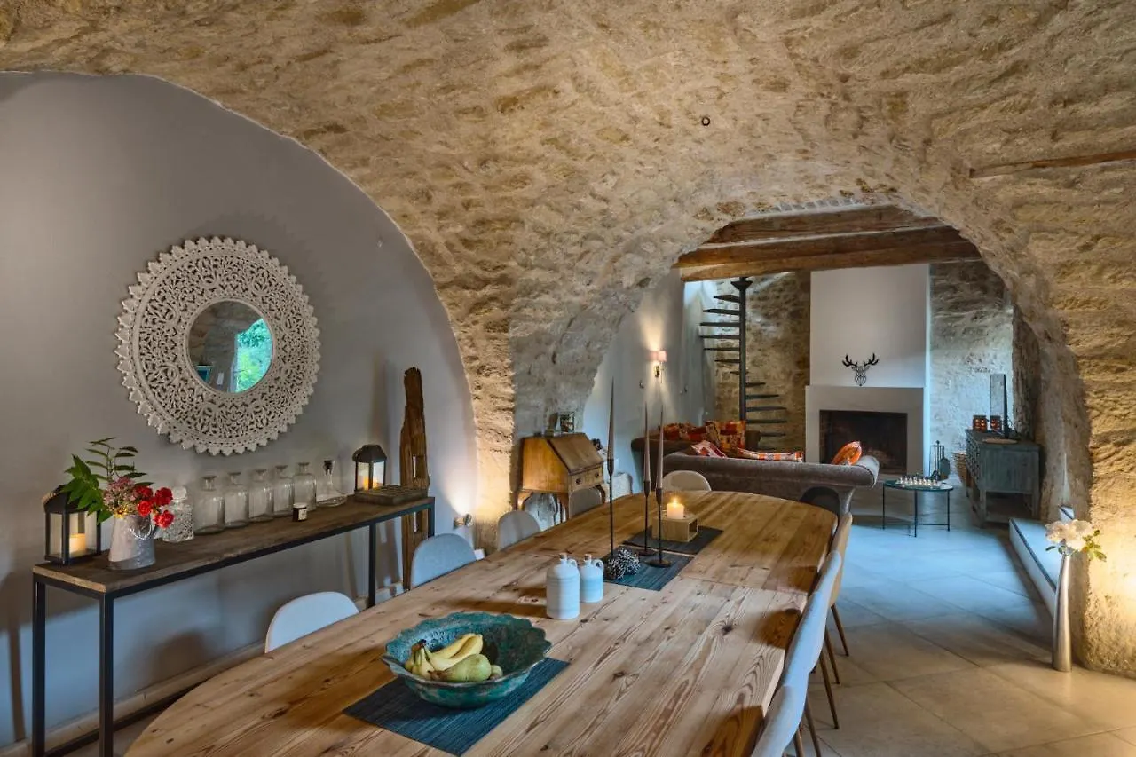 Maison Lou Roucas Cabrieres-d'Aigues 0*,