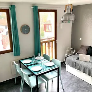 Parking Fibre Netflix Balcon Surfrack , Biarritz France